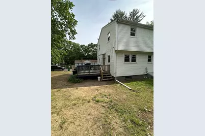 53 Magnolia Avenue #Right side, Billerica, MA 01821 - Photo 3