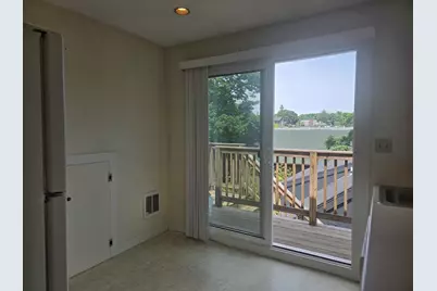 14 Hawkes St #2, Marblehead, MA 01945 - Photo 9