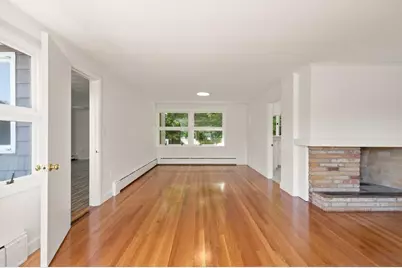 389 Porter St, Melrose, MA 02176 - Photo 9