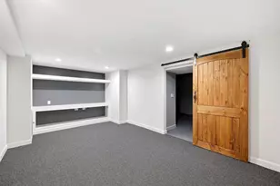 168 Keddy St, Springfield, MA 01109 - Photo 17