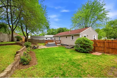 168 Keddy St., Springfield, MA 01109 - Photo 3