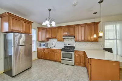 21 Cross Street, Somerville, MA 02145 - Photo 3