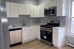 27 Burtt St, Lowell, MA 01851 - Photo 15