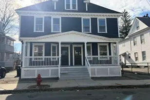 27 Burtt St, Lowell, MA 01851 - Photo 3