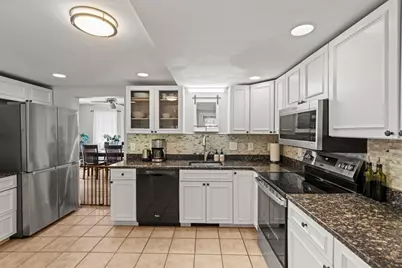 718-R Cabot St, Beverly, MA 01915 - Photo 9