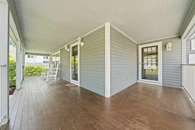 718-R Cabot St, Beverly, MA 01915 - Photo 3