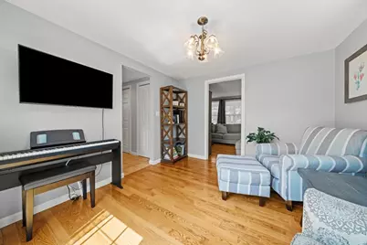 718-R Cabot St, Beverly, MA 01915 - Photo 7
