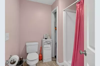 16A Burghardt St, Worcester, MA 01604 - Photo 23