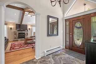 9 Oxford Rd, Gloucester, MA 01930 - Photo 3
