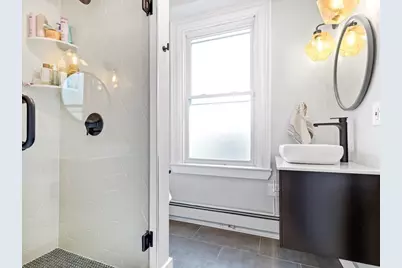 30 Putnam St #2, Somerville, MA 02143 - Photo 5