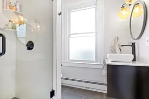 30 Putnam St, Somerville, MA 02143 - Photo 5