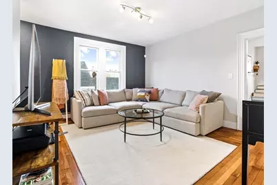 30 Putnam St #2, Somerville, MA 02143 - Photo 3
