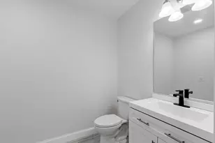 697 Westminster Hill Rd, Fitchburg, MA 01420 - Photo 15