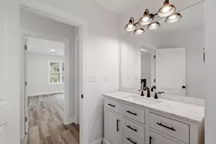 697 Westminster Hill Rd, Fitchburg, MA 01420 - Photo 25