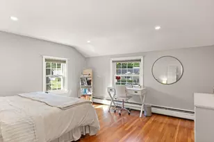 256 Linden St, Hamilton, MA 01982 - Photo 29