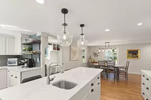 256 Linden St, Hamilton, MA 01982 - Photo 9