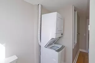 13 Hampden St, Westfield, MA 01085 - Photo 37