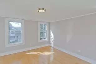 13 Hampden St, Westfield, MA 01085 - Photo 7