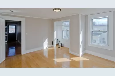 13 Hampden St, Westfield, MA 01085 - Photo 7