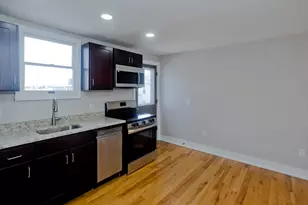 13 Hampden St, Westfield, MA 01085 - Photo 3