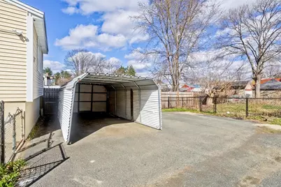 13 Hampden St, Westfield, MA 01085 - Photo 41