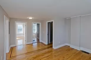 13 Hampden St, Westfield, MA 01085 - Photo 5