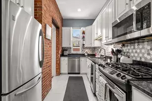 40 Chestnut St, Boston, MA 02129 - Photo 9