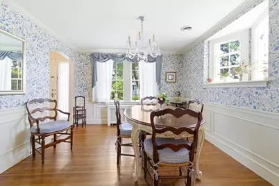 102 Oakdale Road, Newton, MA 02461 - Photo 5