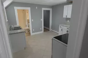 94 Maple St, Gardner, MA 01440 - Photo 15