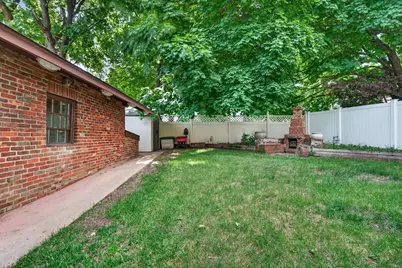28 Thurlow Ave, Revere, MA 02151 - Photo 27