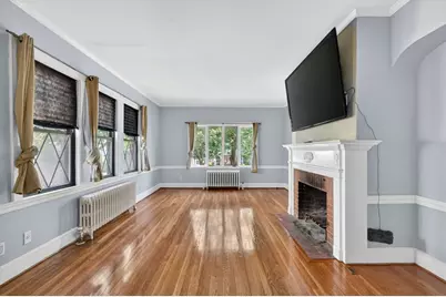 28 Thurlow Ave, Revere, MA 02151 - Photo 5