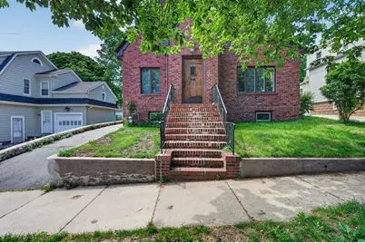 28 Thurlow Ave, Revere, MA 02151 - Photo 3