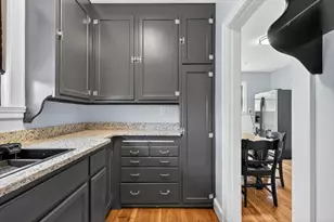 28 Thurlow Ave, Revere, MA 02151 - Photo 13