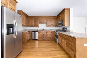 49 Beaver St, Franklin, MA 02038 - Photo 7