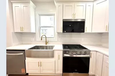 56 Pinckney St #1, Somerville, MA 02145 - Photo 3