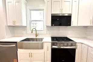 56 Pinckney St, Somerville, MA 02145 - Photo 3
