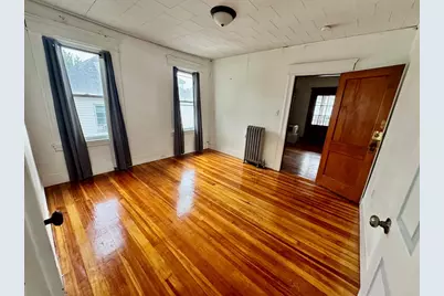 36 Plymouth St, Lowell, MA 01854 - Photo 11
