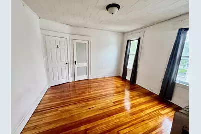 36 Plymouth St, Lowell, MA 01854 - Photo 3