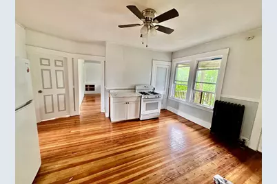 36 Plymouth St, Lowell, MA 01854 - Photo 7