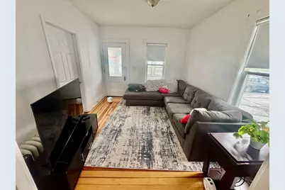 225 White St, Lowell, MA 01854 - Photo 5