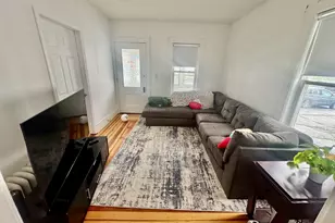 225 White St, Lowell, MA 01854 - Photo 5