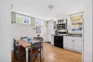 7 Sycamore St, Wareham, MA 02558 - Photo 5