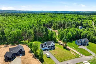 18 Woodland Ln, Belchertown, MA 01007 - Photo 27