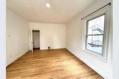 56 Pinckney St #2, Somerville, MA 02145 - Photo 3