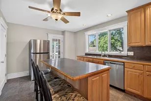 190-192 Kendrick Ave, Quincy, MA 02169 - Photo 9