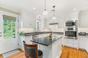 2 Woodridge Rd, Dover, MA 02030 - Photo 5