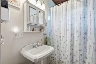 585 County St, Taunton, MA 02780 - Photo 15