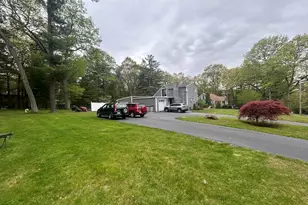 1389 Main St, Lynnfield, MA 01940 - Photo 3