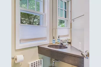 29 Devereaux St, Arlington, MA 02476 - Photo 13