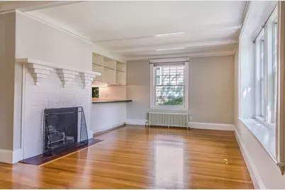 29 Devereaux St, Arlington, MA 02476 - Photo 5